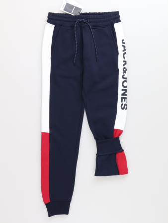 8676 (2) Jack & Jones